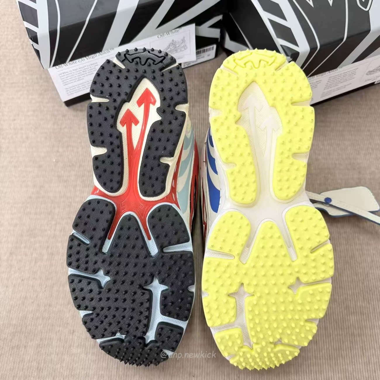 Off White Be Right Back Arrow Lace Up Sneakers (10) - www.newkick.vip